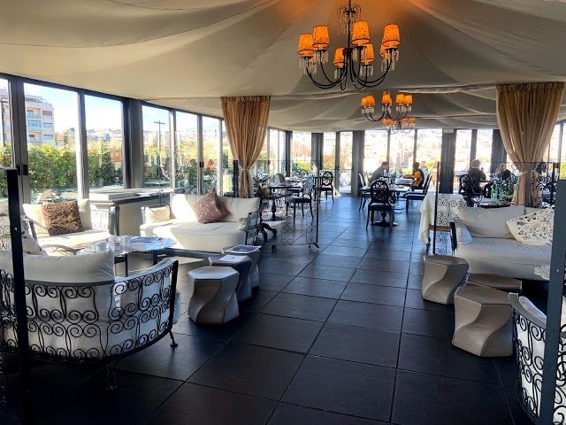 Etnea Roof Bar & Restaurant